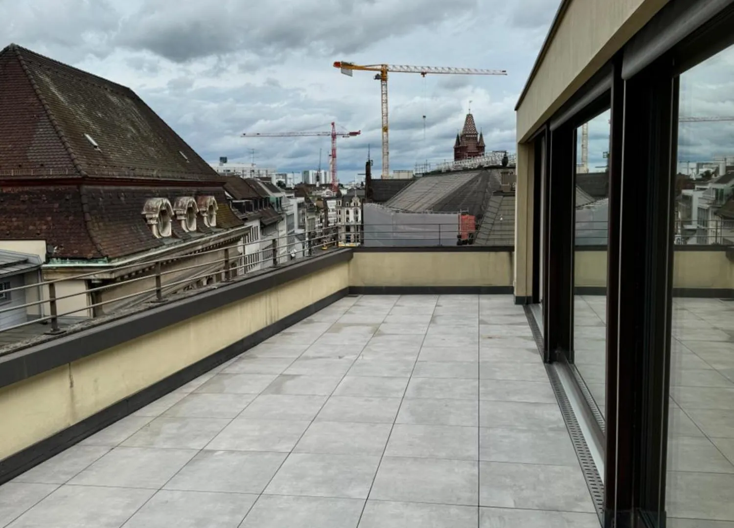 Apartment Exclusive Rooftop Duplex Penthouse - 200Sqm - 280 Panoramic Views - Downtown Basel